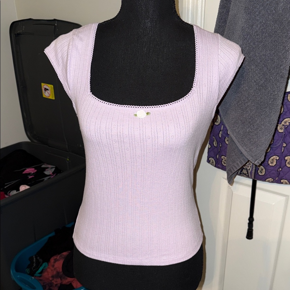 🖤NWOT HOLLISTER LIGHT PURPLE CAP SLEEVE TOP SIZE S🖤